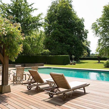 Petiville  Chateau De Beneauville Bed & Breakfast エクステリア 写真