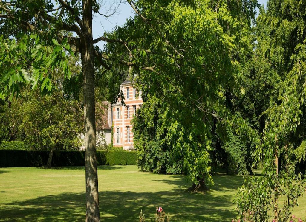 Petiville  Chateau De Beneauville Bed & Breakfast エクステリア 写真