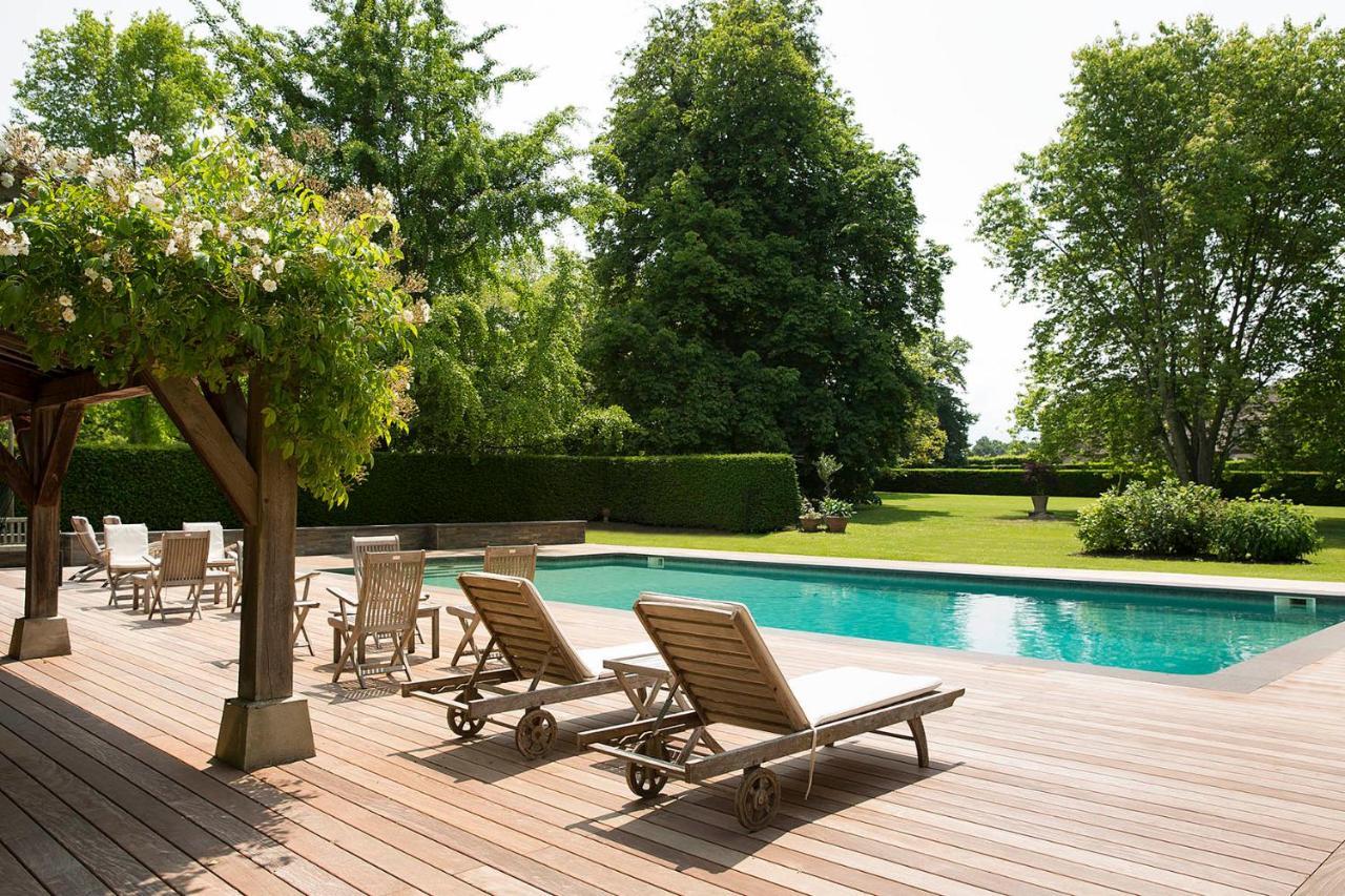 Petiville  Chateau De Beneauville Bed & Breakfast エクステリア 写真